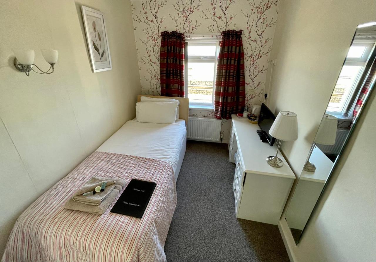 Windsor Park Hotel Blackpool Ngoại thất bức ảnh